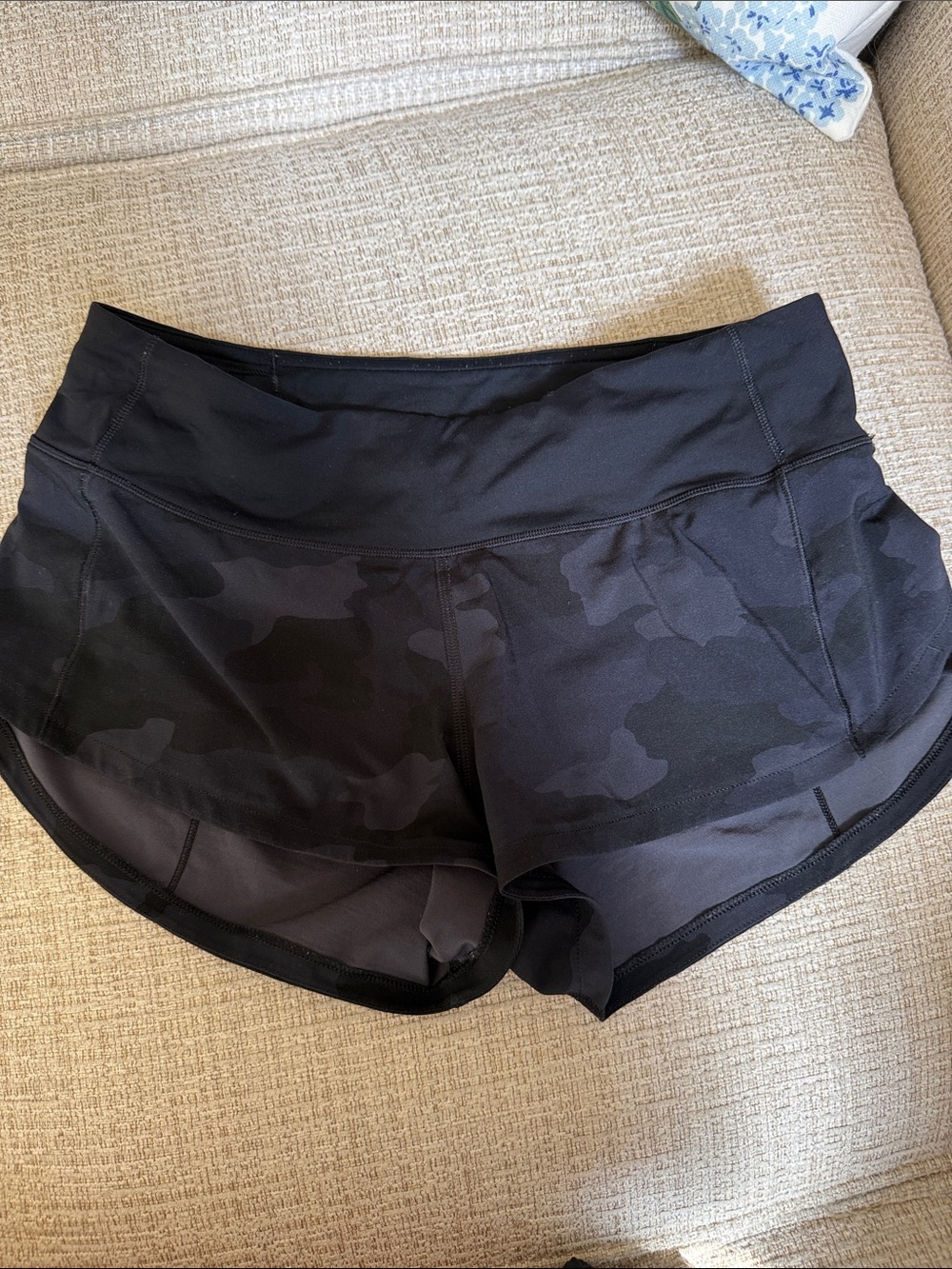 Lululemon Speed Up Short 2.5 inch inseam